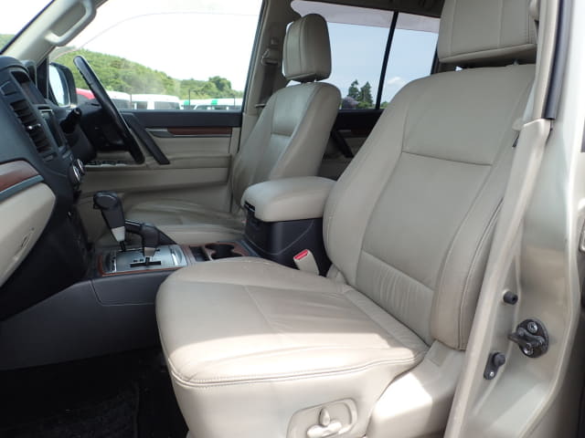 MITSUBISHI Pajero thumbnail 26