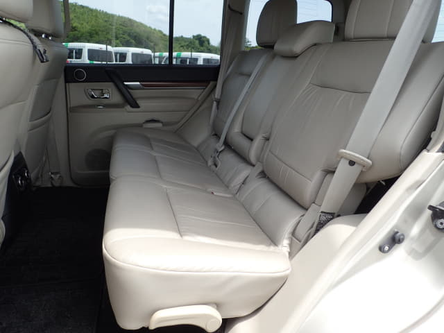 MITSUBISHI Pajero thumbnail 27