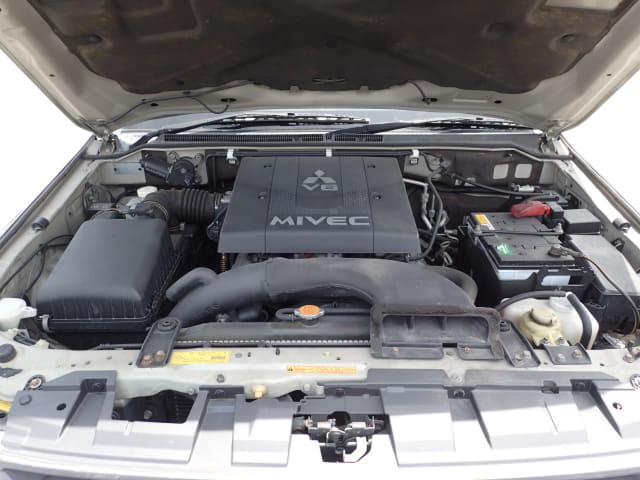 MITSUBISHI Pajero thumbnail 50