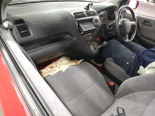 HONDA Civic thumbnail 4