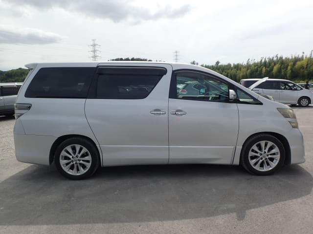 TOYOTA Vellfire thumbnail 6