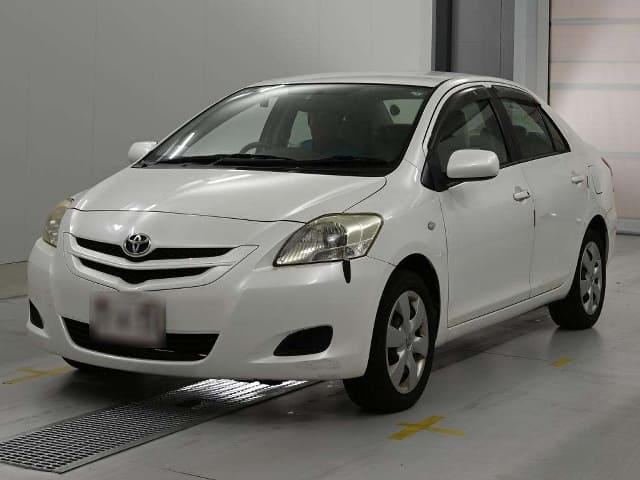 TOYOTA Belta