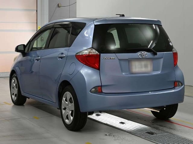 TOYOTA Ractis thumbnail 7