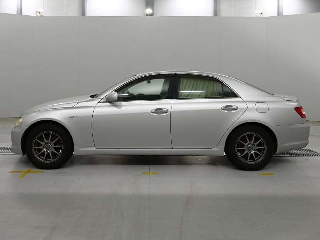 TOYOTA Mark X thumbnail 5
