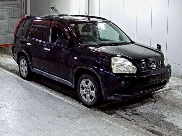 NISSAN X-Trail thumbnail 3