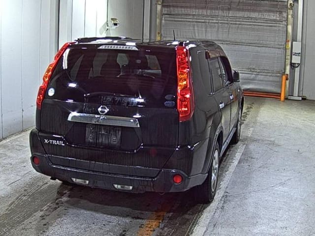 NISSAN X-Trail thumbnail 2