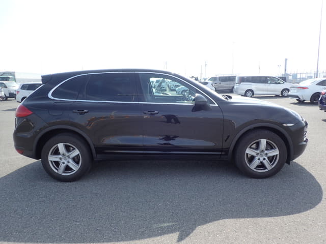 Porsche Cayenne thumbnail 6