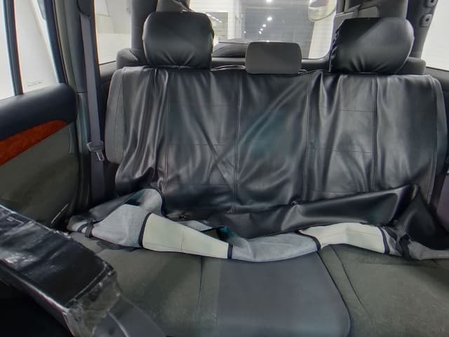 TOYOTA Land Cruiser Prado thumbnail 5