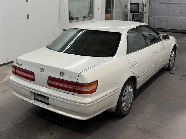 TOYOTA Mark II thumbnail 2