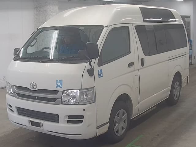 TOYOTA Hiace Van