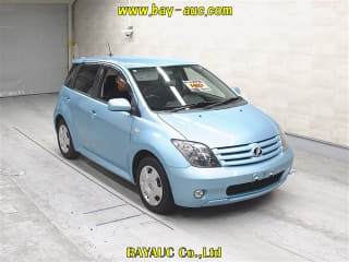 2005 TOYOTA IST