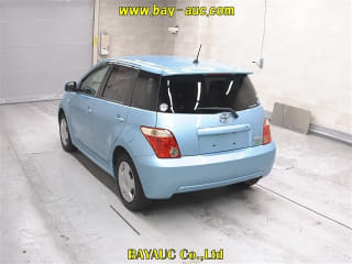 2005 TOYOTA IST
