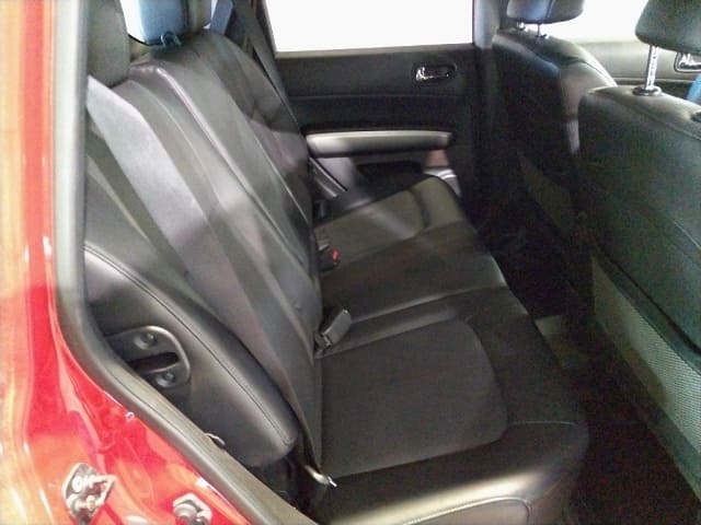 NISSAN X-Trail thumbnail 5