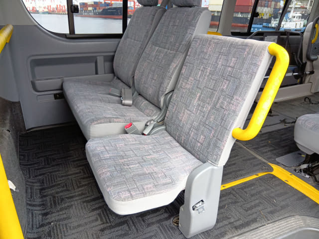 TOYOTA Hiace Commuter thumbnail 28