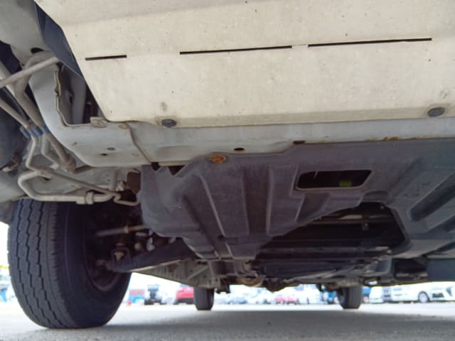 TOYOTA Hiace Commuter thumbnail 13