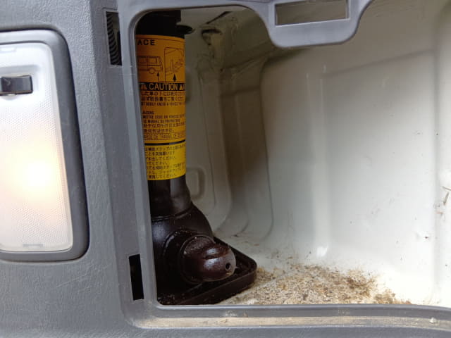 TOYOTA Hiace Commuter thumbnail 34