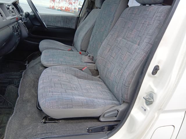 TOYOTA Hiace Commuter thumbnail 27