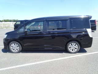 2011 HONDA Step WGN