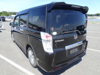 2011 HONDA Step WGN