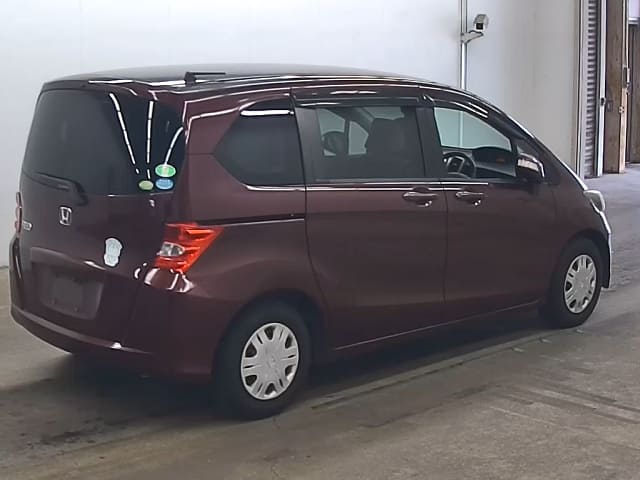 HONDA Freed thumbnail 2