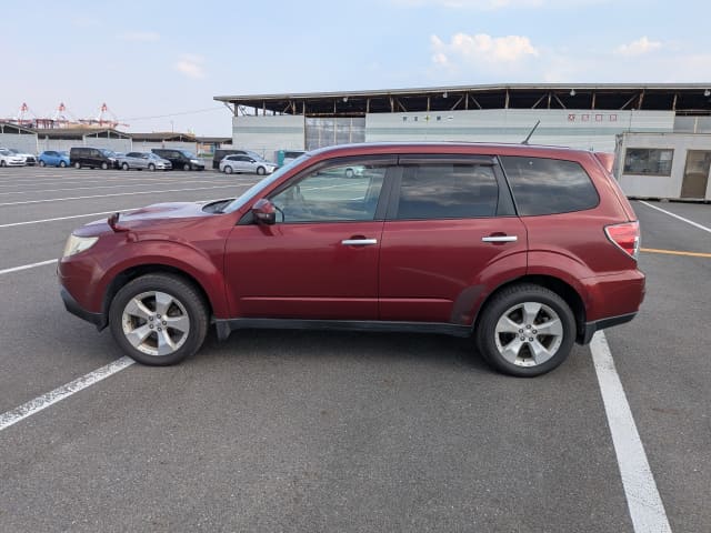 SUBARU Forester thumbnail 2