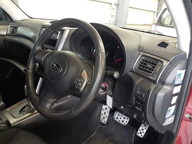 SUBARU Forester thumbnail 3