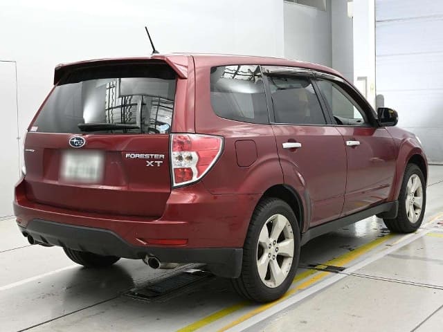 SUBARU Forester thumbnail 2