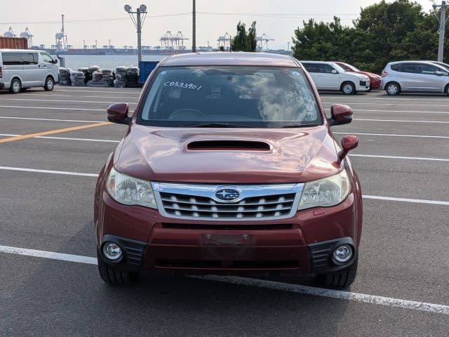 SUBARU Forester thumbnail 8