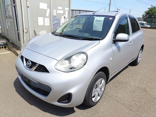 NISSAN March