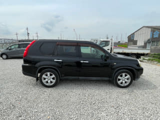 2010 NISSAN X-Trail