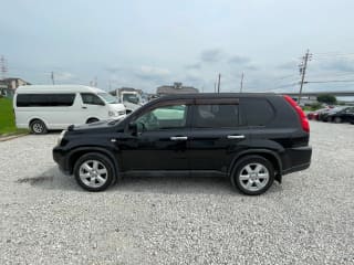 2010 NISSAN X-Trail
