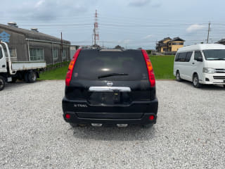 2010 NISSAN X-Trail