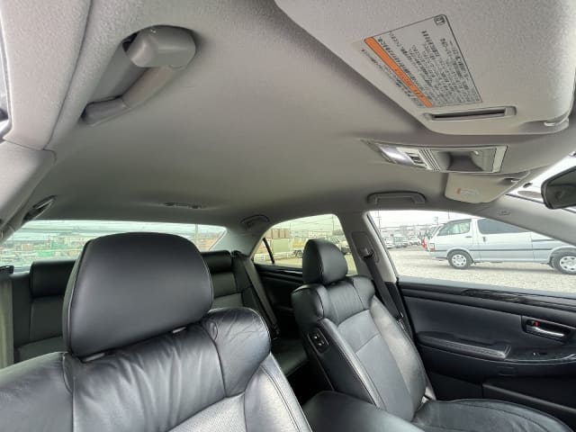 TOYOTA Crown thumbnail 20