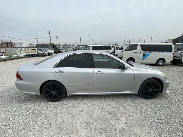TOYOTA Crown thumbnail 6