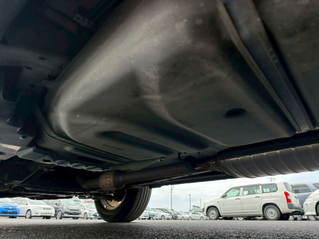 TOYOTA RAV4 thumbnail 22
