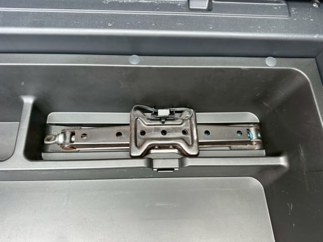 TOYOTA RAV4 thumbnail 30