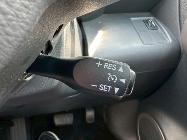 TOYOTA RAV4 thumbnail 41