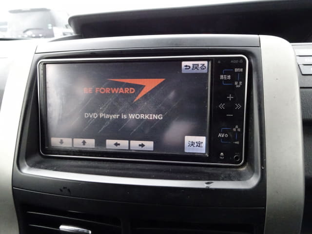 TOYOTA Noah thumbnail 40