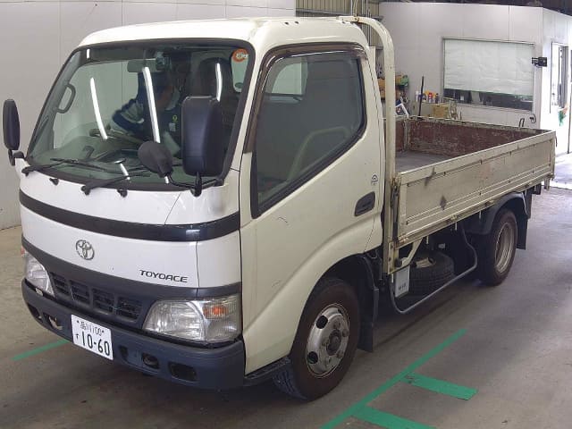 TOYOTA Dyna Truck