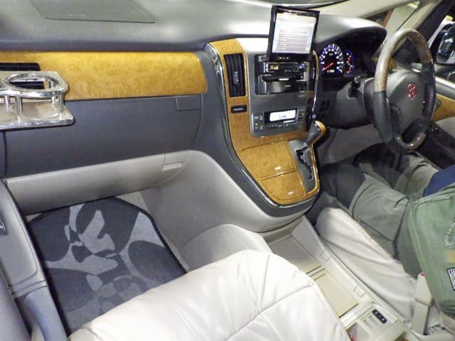 TOYOTA Alphard thumbnail 4