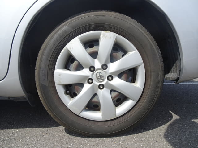 TOYOTA Wish thumbnail 10