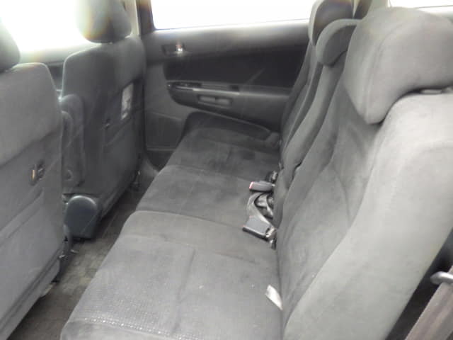 TOYOTA Wish thumbnail 27