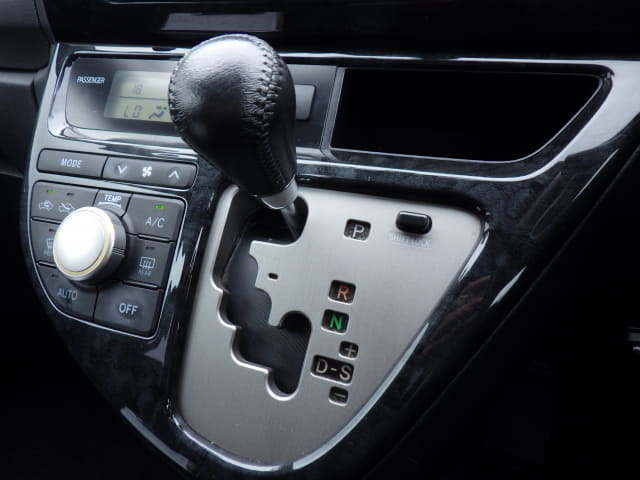 TOYOTA Wish thumbnail 43