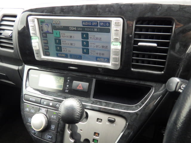 TOYOTA Wish thumbnail 37