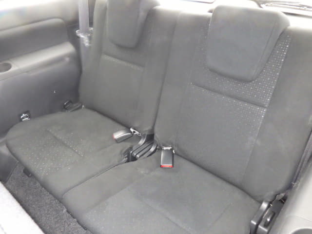 TOYOTA Wish thumbnail 28