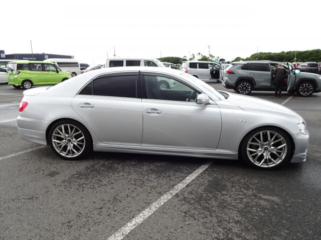 TOYOTA Mark X thumbnail 6