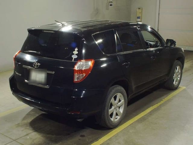 TOYOTA Vanguard thumbnail 2