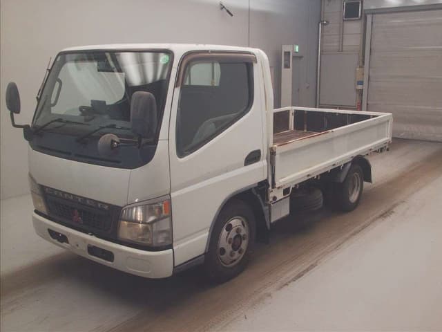 MITSUBISHI Canter;
