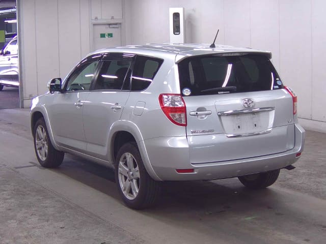 TOYOTA Vanguard thumbnail 5