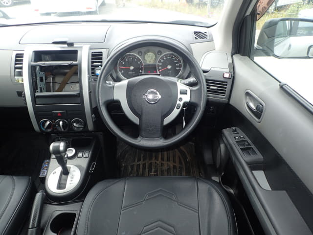 NISSAN X-Trail thumbnail 31